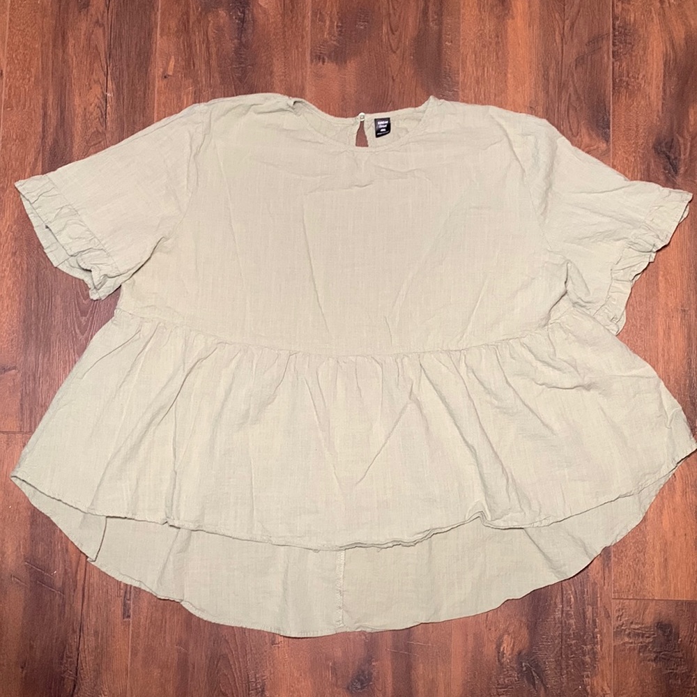 SHEIN Curve Sage Green Hi-Lo Babydoll Top